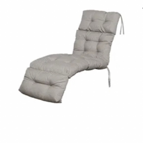 Indoor/Outdoor Chaise Lounge Cushion In Sailcloth Beige - Picture 2 of 2